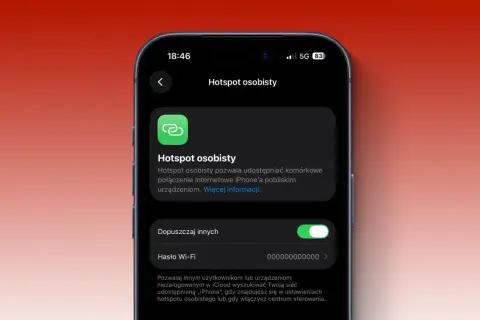 Na ekranie iPhone'a widać ustawienia "Hotspot osobisty", który pozwala udostępniać internet.
