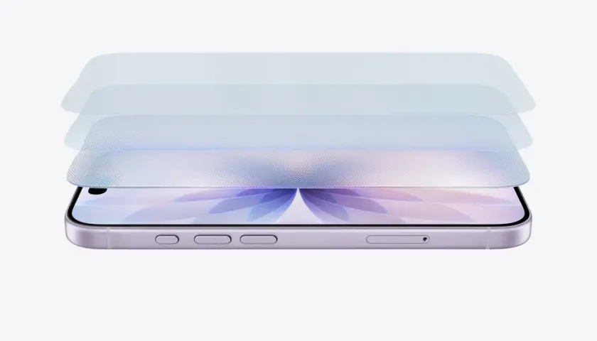 Warstwowa folia ochronna na ekran iPhone'a. Dowiedz się, jak wyczyścić iPhone, aby idealnie ją zaaplikować.