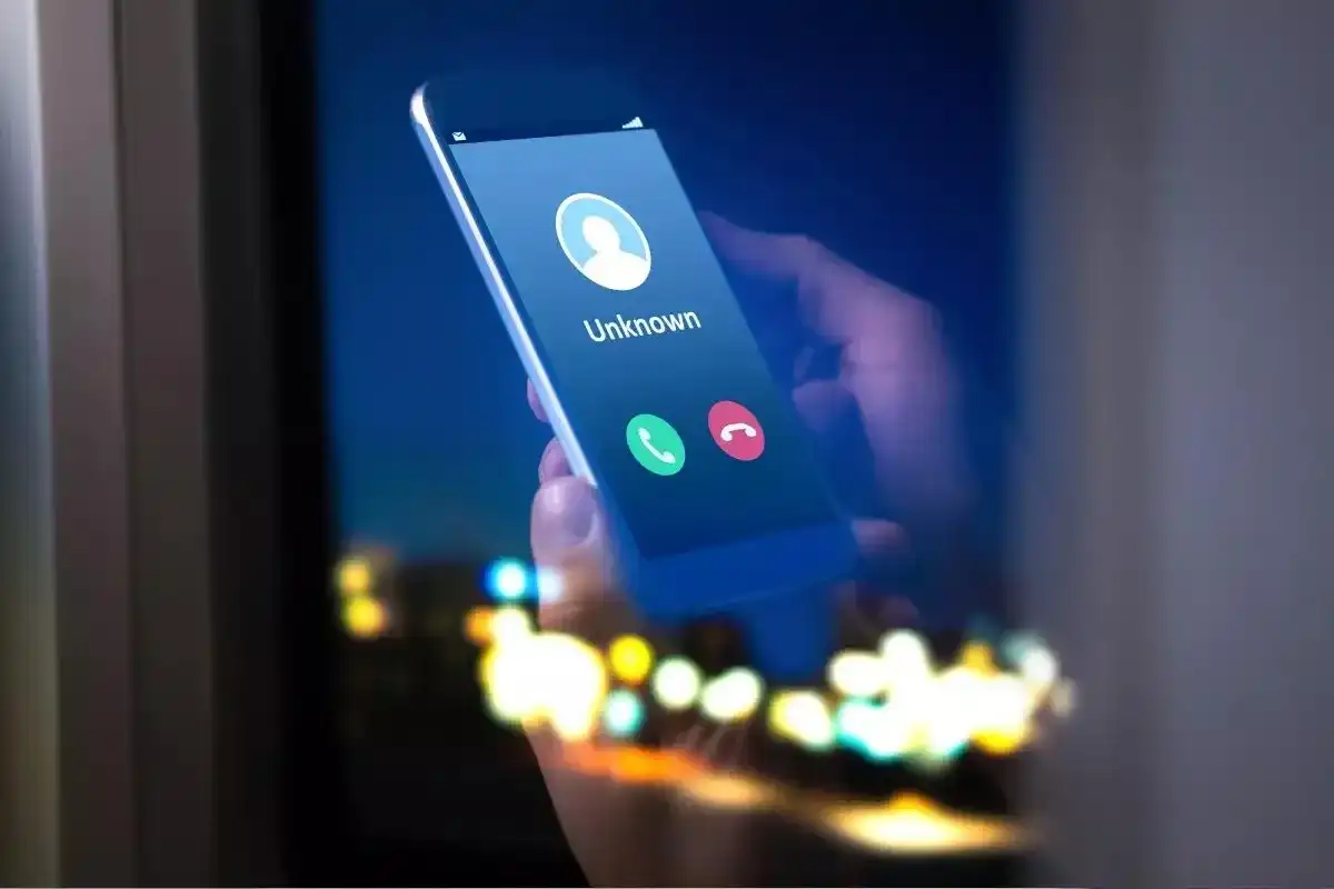 Numer prywatny w telefonie - jak działa #31# i CLIR